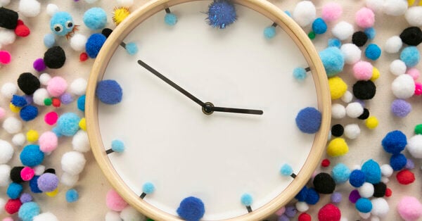 clock pom-pom craft